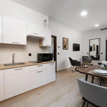 Apartman And Stribor *