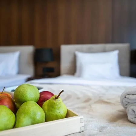 Apartman And Stribor