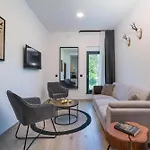 And Stribor Appartement